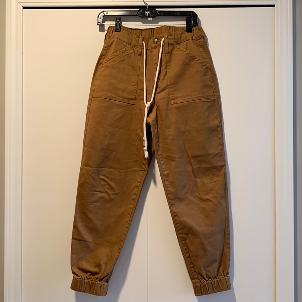 No Boundaries M copper pants zip pockets